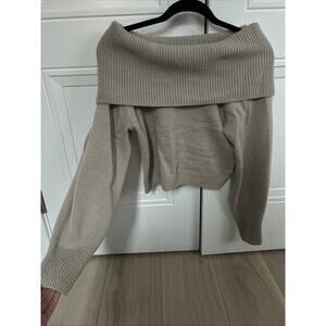 Splendid Women’s Sweater In Beige Color Size S NWT